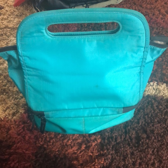 L.L. Bean cooler Great for taking lunch to work - Picture 2 of 5